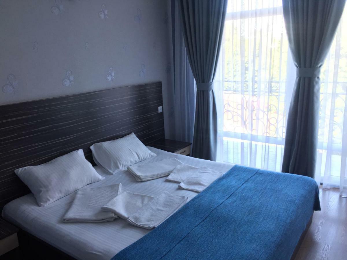 Guest House Smile Kobuleti Kültér fotó